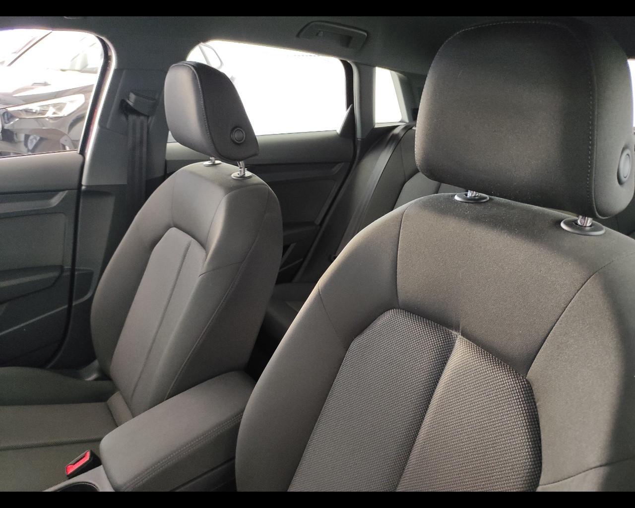 AUDI A3 4ª serie - A3 SPB 40 TFSI e S tronic Business