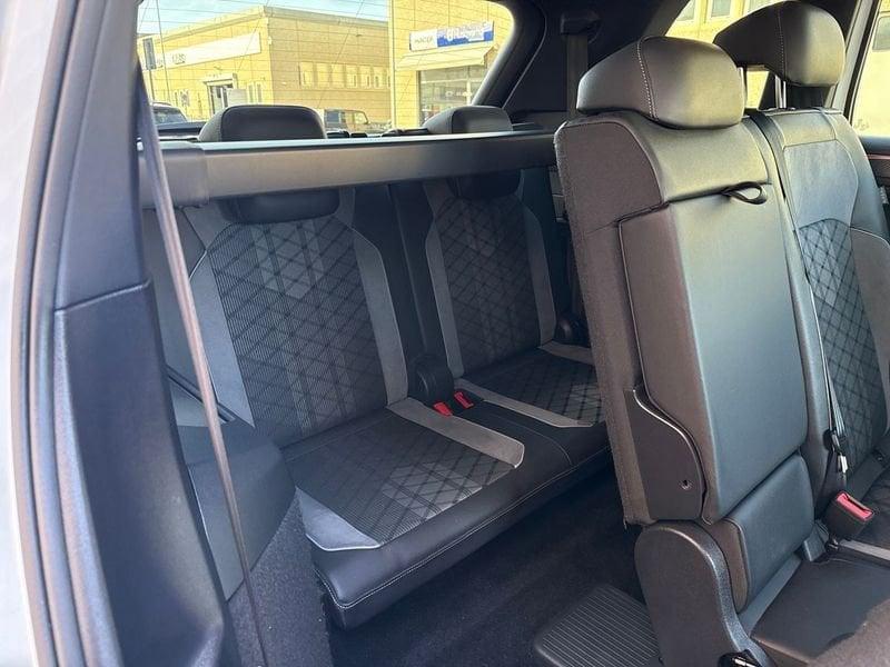 Volkswagen Tiguan Allspace 2.0 tdi R-Line 4motion 200cv 7p.ti dsg
