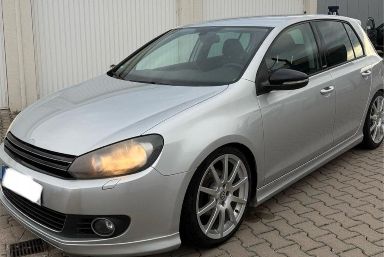 Volkswagen Golf 1.6 TDI DPF 5p. Highline