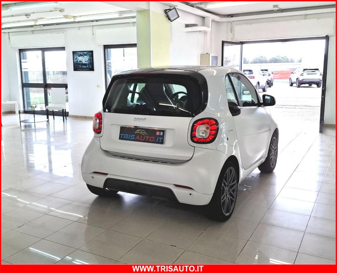 SMART Fortwo 90 0.9T Twinamic BRABUS Style NEOPATENTATI (TETTO PANORAMICO+PELLE+NAVI)