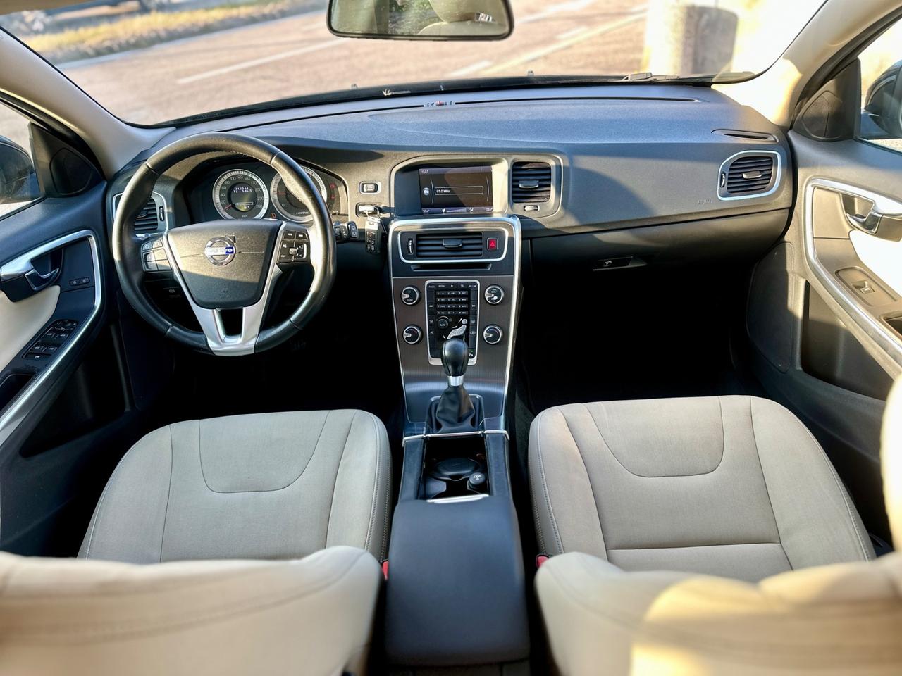 VOLVO V60 DRIVe Summum 2011 TENUTA BENISSIMO