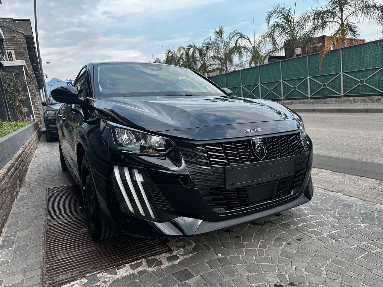 Peugeot 208 Turbo 100cv Business