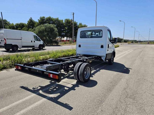 IVECO Daily 35C14 BTor 2.3 HPT P 3450-RG Cabinato