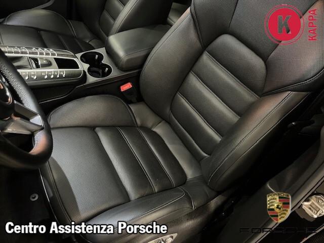 Porsche Macan 2.9 Turbo