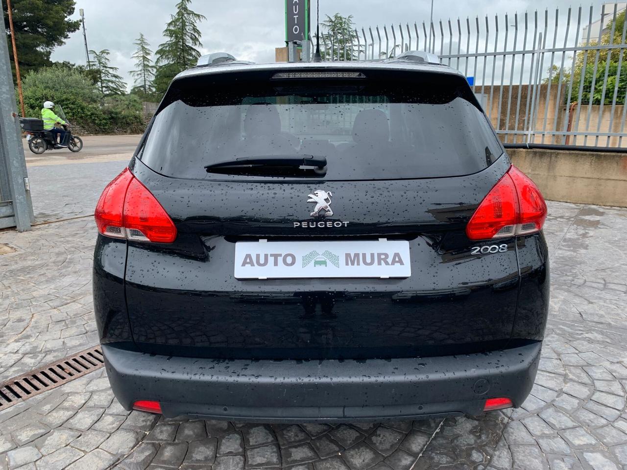 Peugeot 2008 1.2 VTi 82CV Active