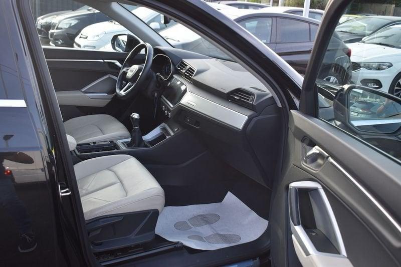 Audi Q3 35 TDI Business Advanced