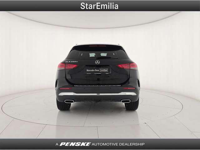 Mercedes-Benz GLA 250 GLA 250 e hybrid EQ Premium