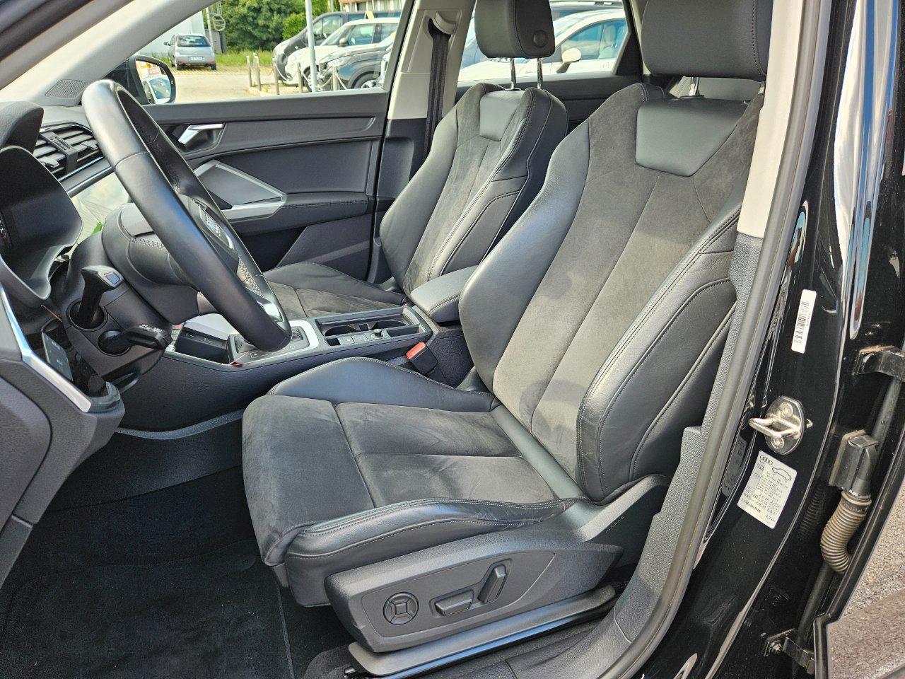 Audi Q3 Sportback 35 2.0 tdi S line edition s-tronic