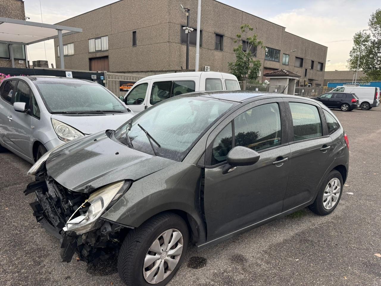 CITROEN C3 2011 1.1 BENZINA EURO5A INCIDENTAT