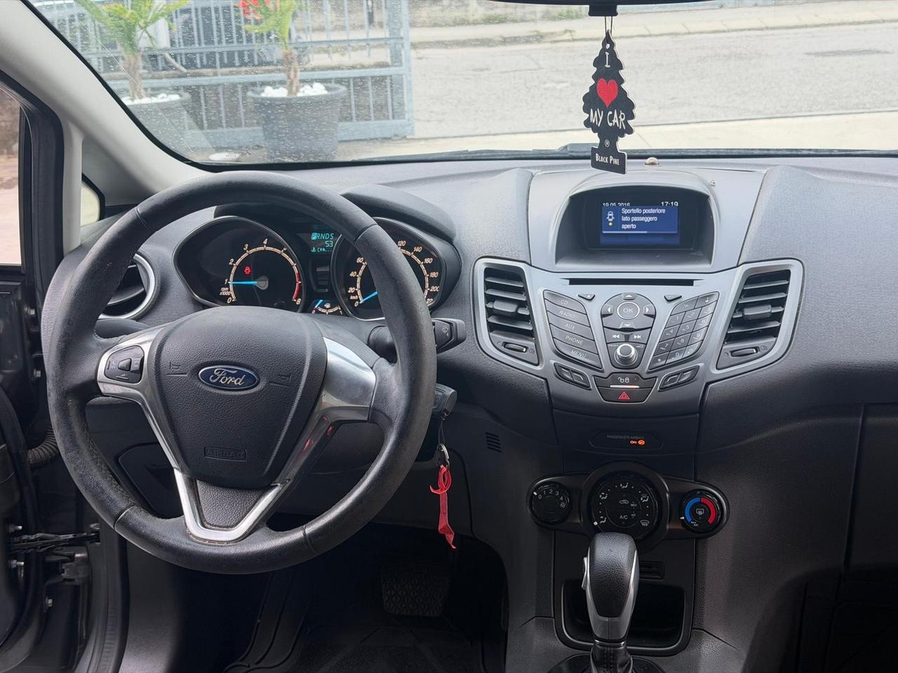 Ford Fiesta 1.0 EcoBoost 100CV 5 porte Black & White Edition