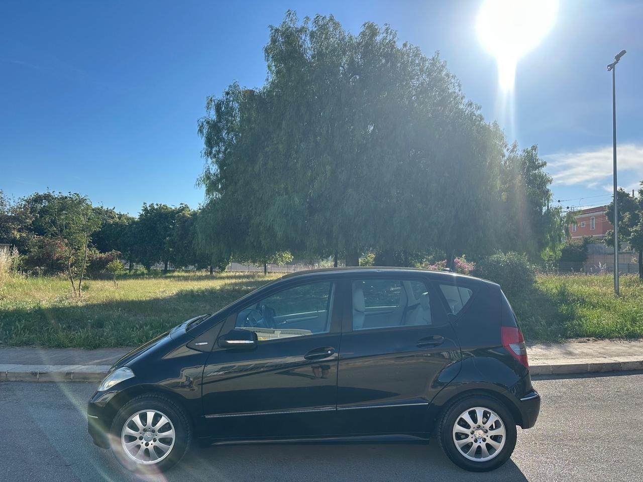 Mercedes CLASSE A 150 BENZINA 2009 - SOLO 160 MILA KM