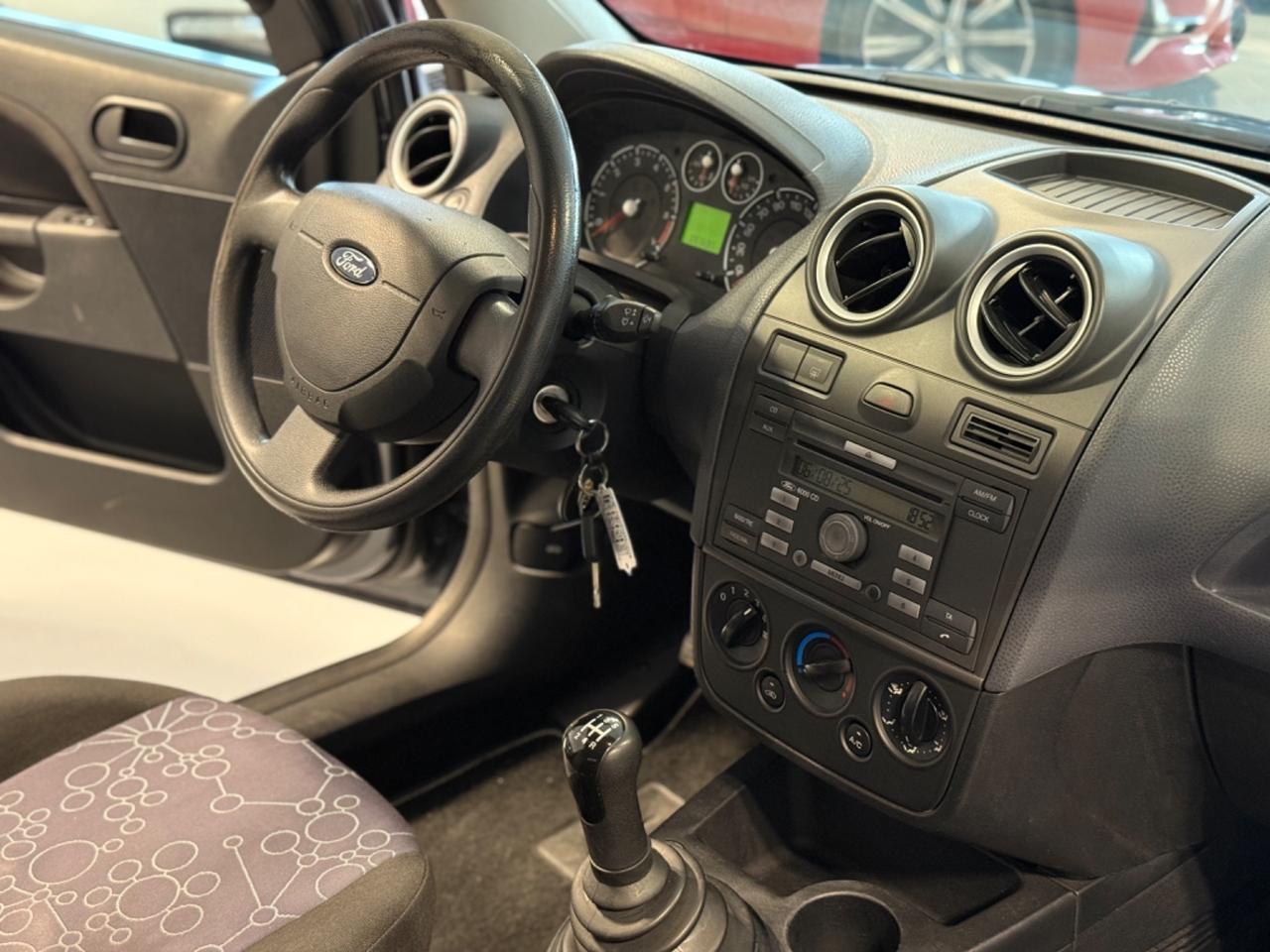 Ford Fiesta 3p 1.2 Plus 95.000KM!