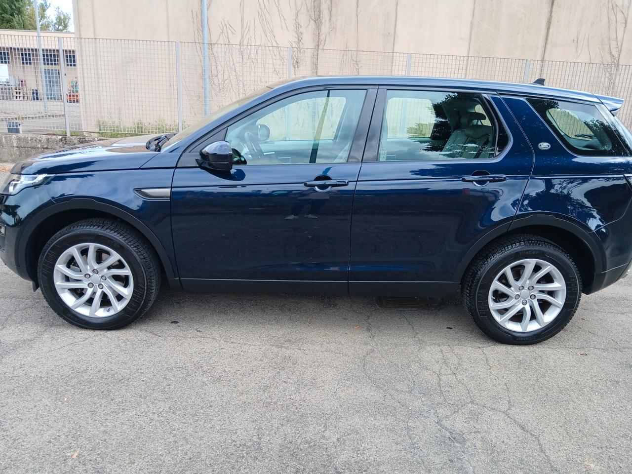Land Rover Discovery Sport 2.0 TD4 150 CV 11600€