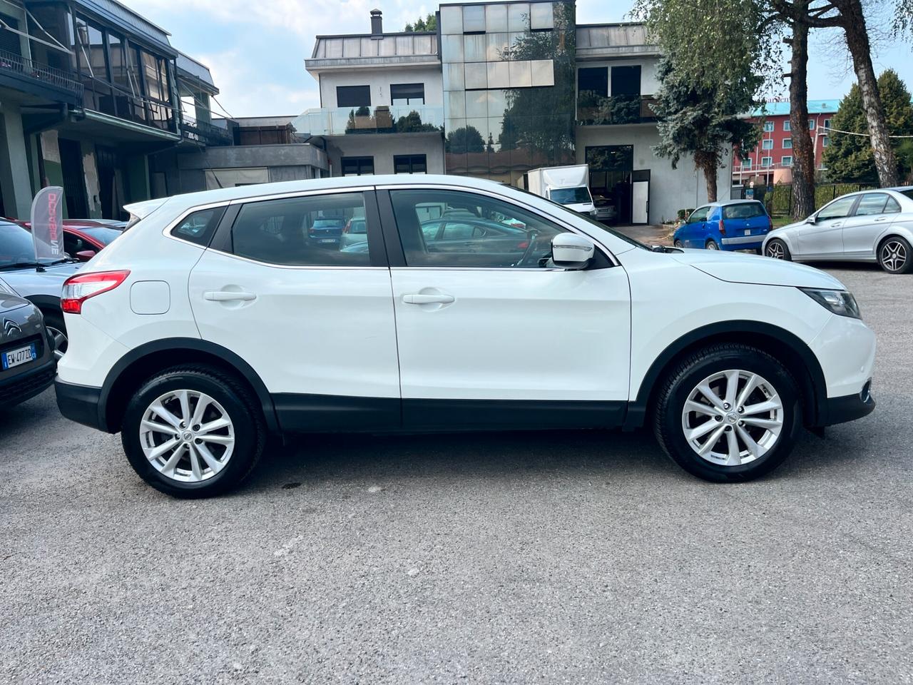 Nissan Qashqai 1.2 DIG-T Tekna