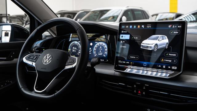 VOLKSWAGEN Golf 1.5 TSI eHybrid DSG 204CV Edition Plus IVA