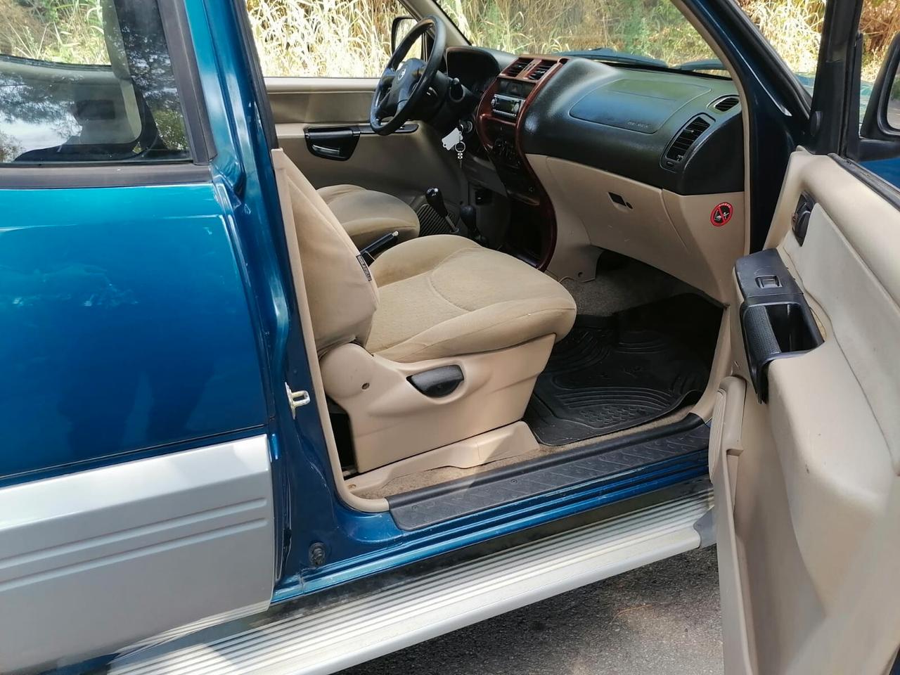 Nissan Terrano II - 3 porte - Gancio Traino