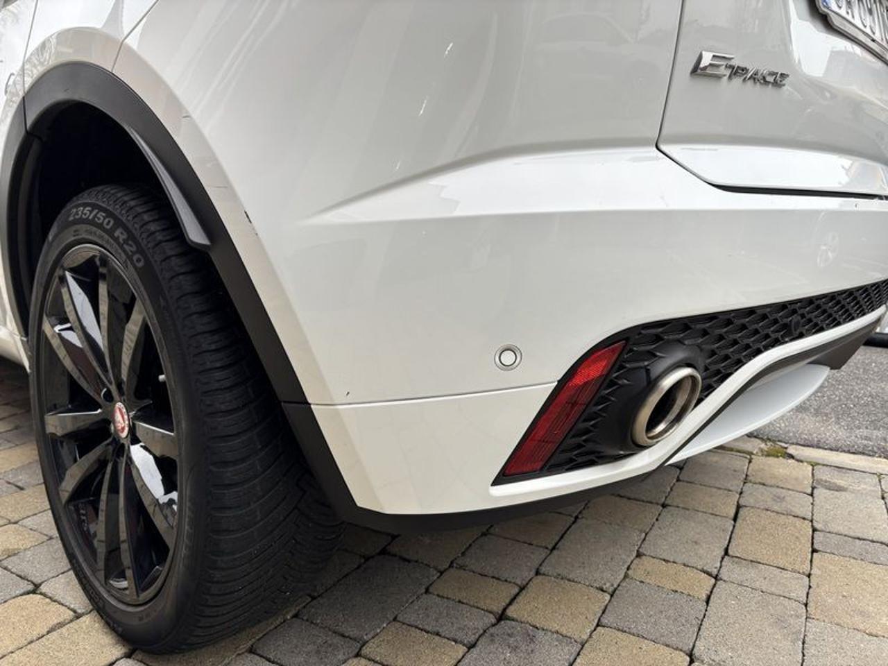 Jaguar E-Pace 2.0D 180 CV AWD aut. R-Dynamic SE