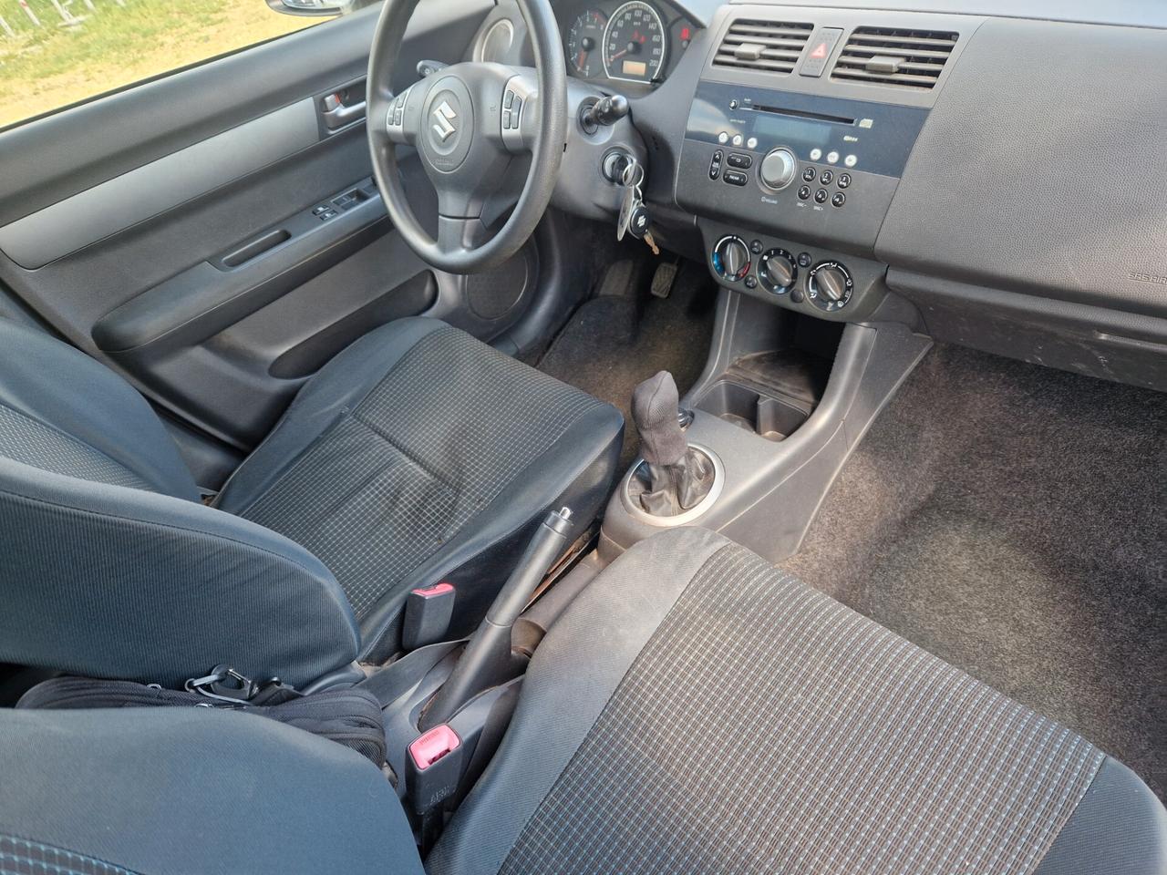 Suzuki Swift 1.3 5p. GLX