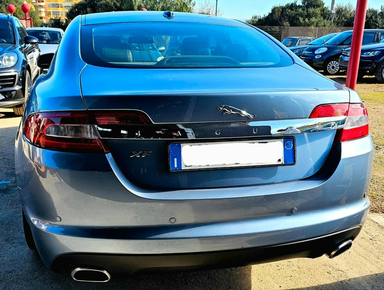 Jaguar XF 2.7D V6 Premium Luxury