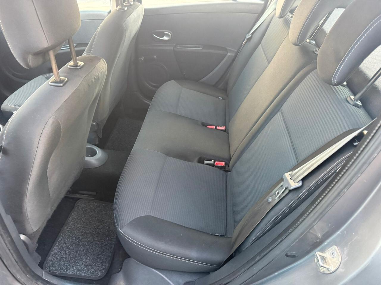 Renault Clio 1.2 Dynamique GARANTITA 2012