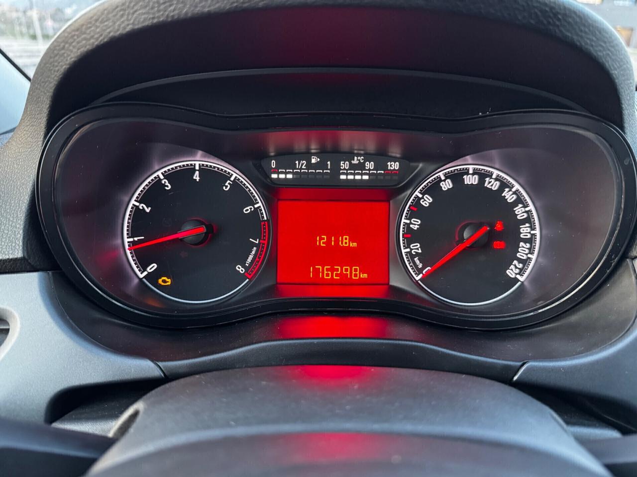 Opel Corsa 1.4 90CV GPL Tech 5 porte b-Color