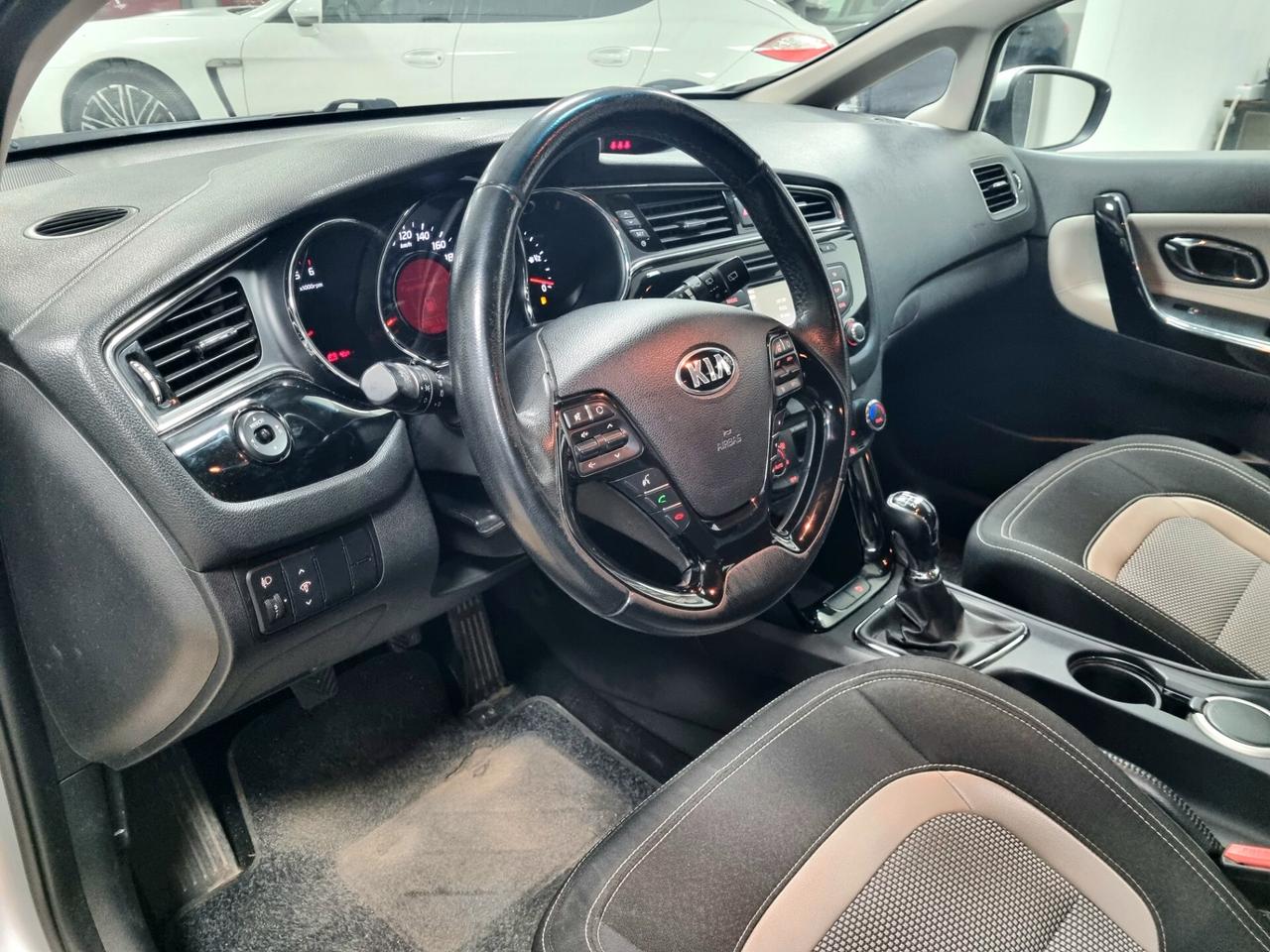 KIA CEED 1.6 CRDi 110 CV 5p. COOL NEOPATENTATI