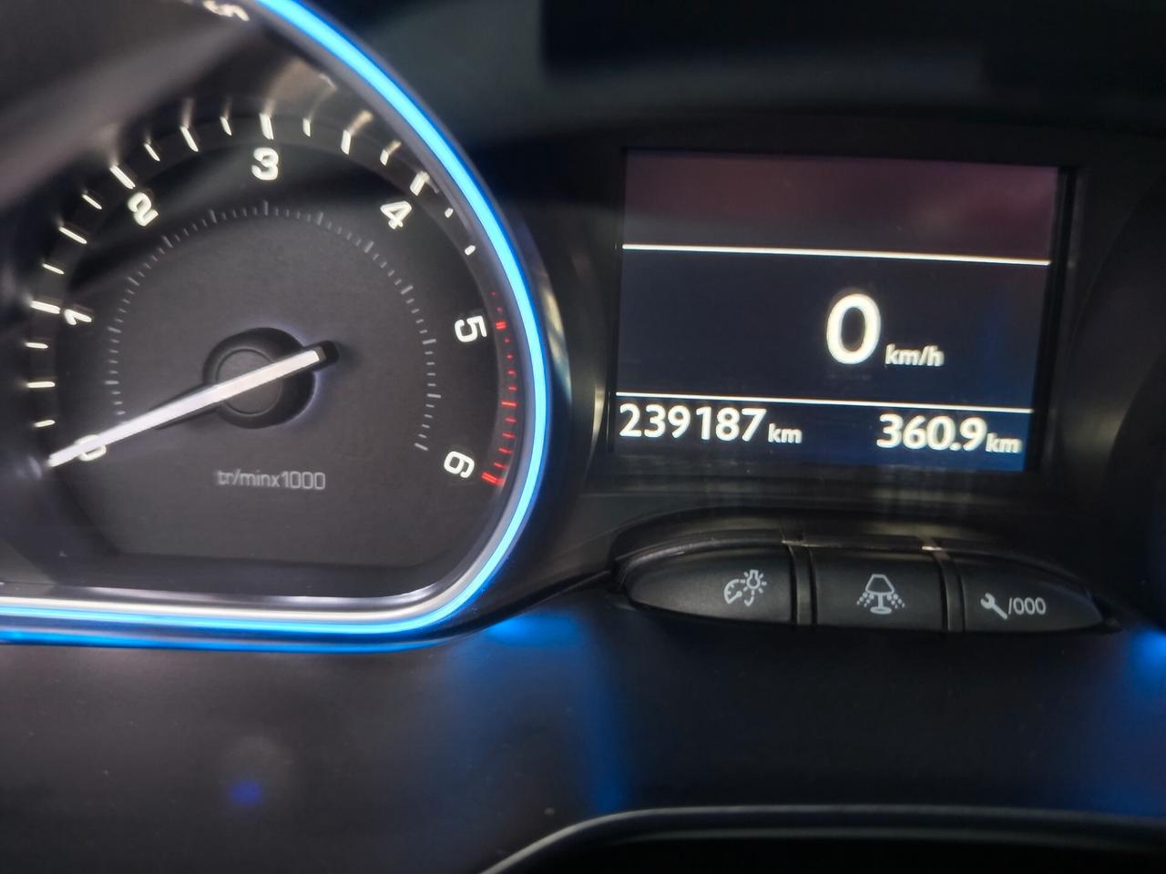 Peugeot 2008 1.6 e-HDi 92 CV Stop&Start Allure
