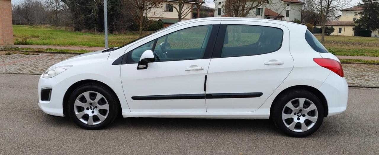 Peugeot 308 1.6 VTi 120CV 5p. Active