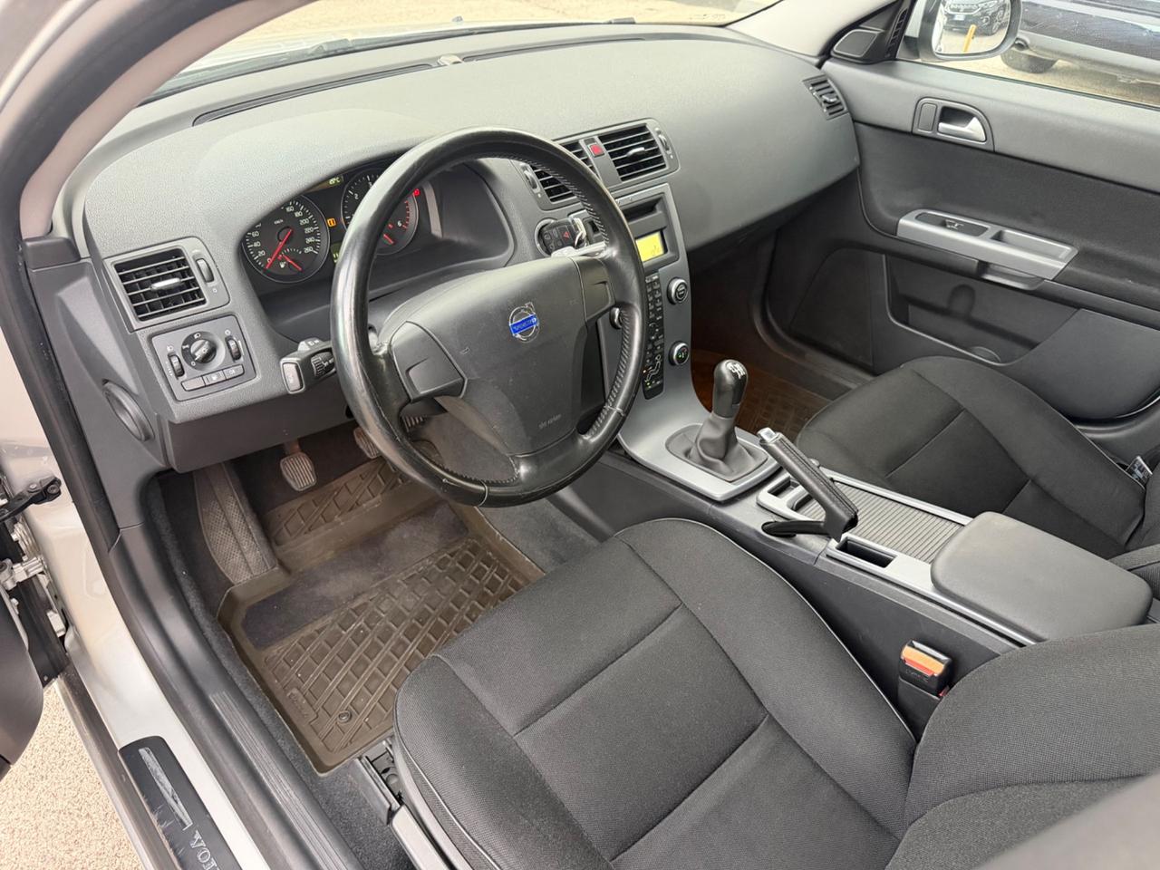 Volvo V50 1.6 diesel 115 cavalli 2011