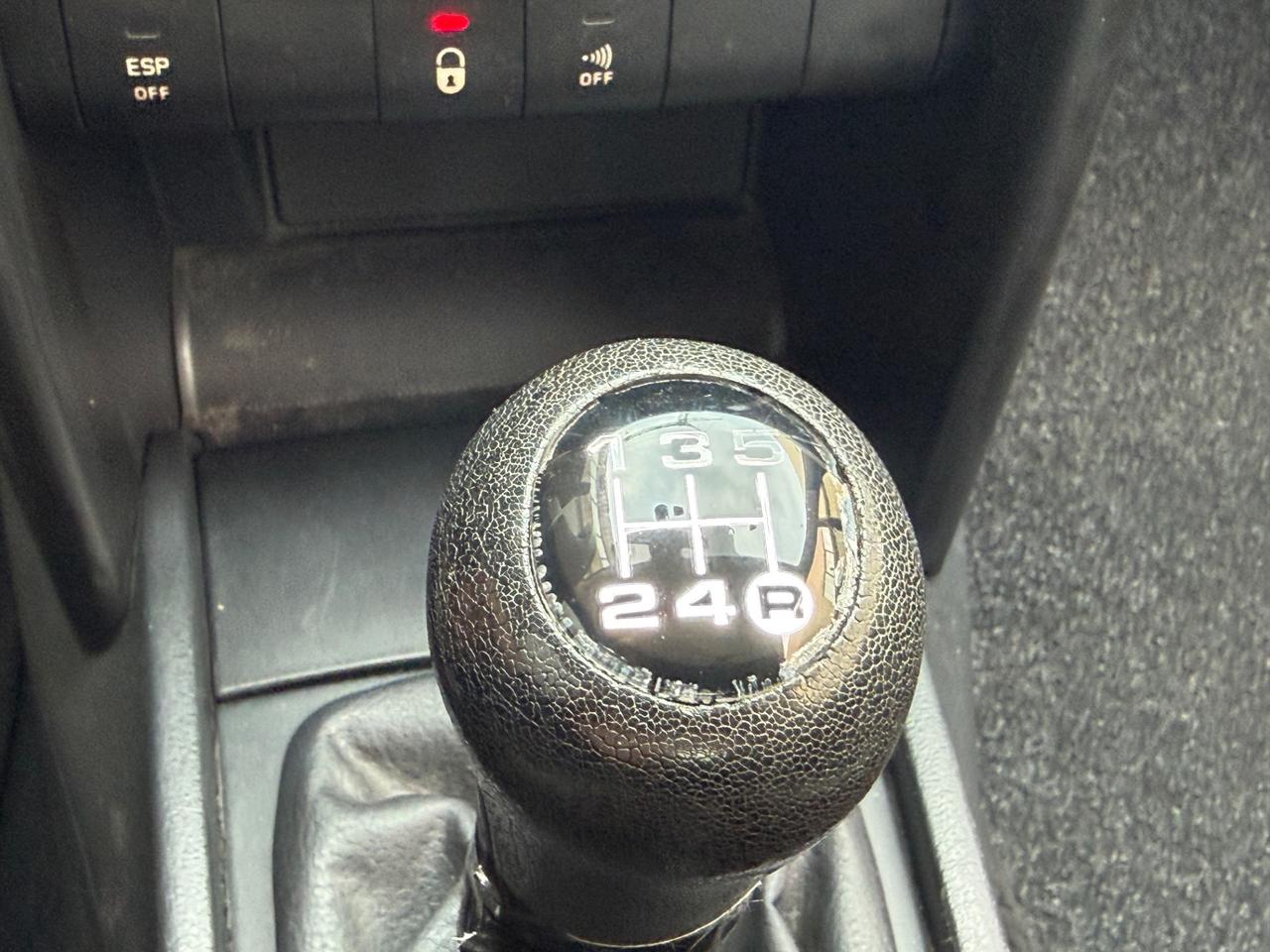 PEUGEOT 207 1.4 BENZINA 69CV EURO4 NEOPATENTATI