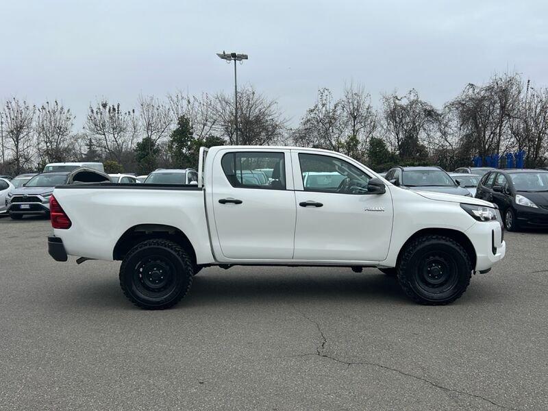 Toyota Hilux COMFORT IVA ESPOSTA COMPRESA