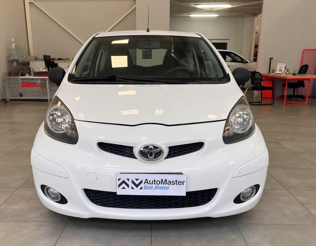 TOYOTA Aygo 1ª serie - Aygo 1.0 12V VVT-i 3 porte Now Connect