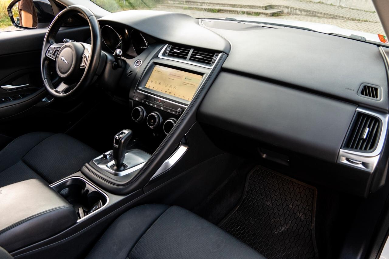 JAGUAR E-PACE 2.0d 150CV AUTOMATICA 2020 - GANCIO TRAINO - TAGLIANDI CERTIFICATI