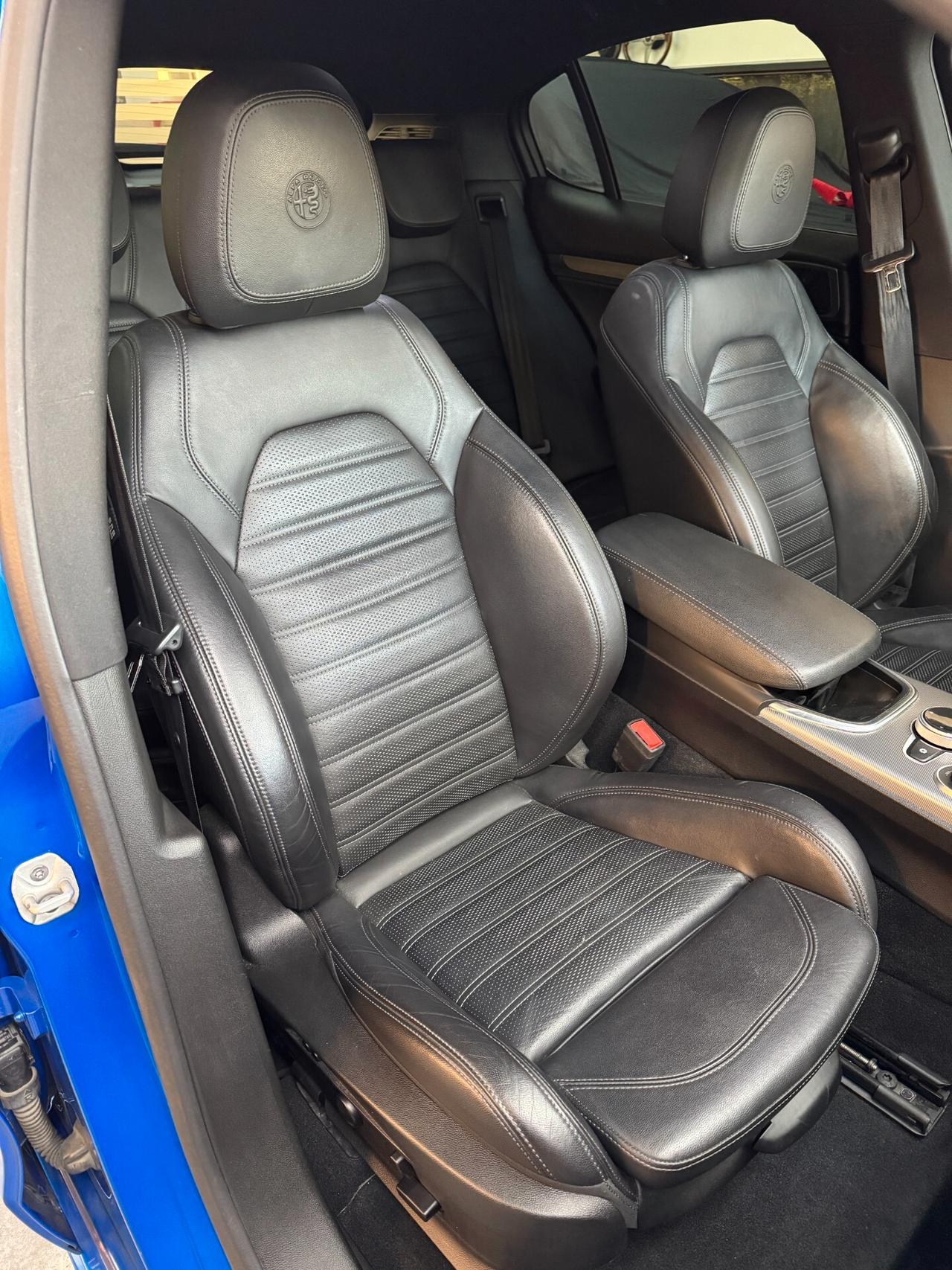 Alfa Romeo Stelvio 2.2 Turbodiesel 210 CV AT8 Q4 Veloce