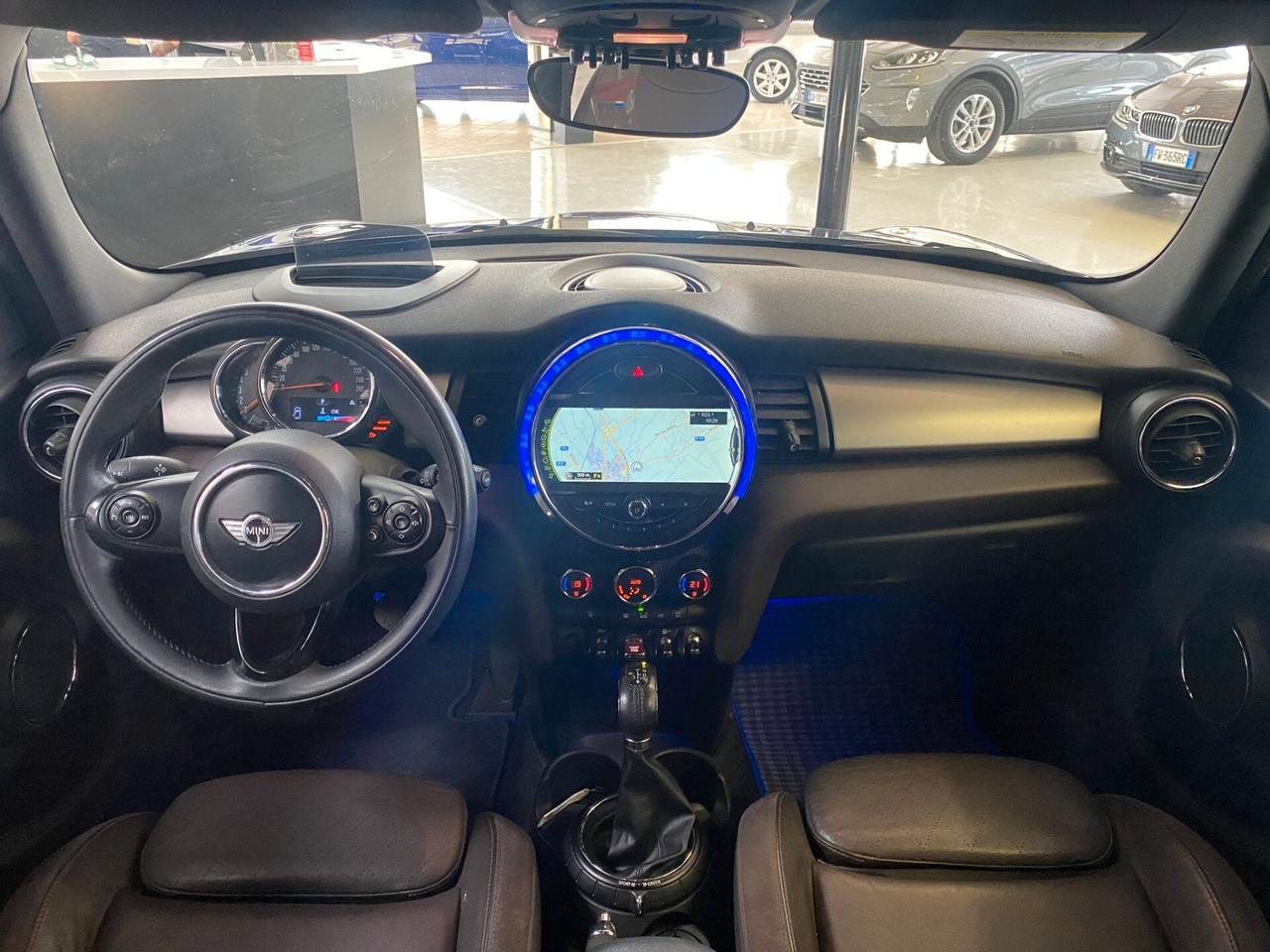 Mini Cooper 1.5Diesel HYPE Navi/Pelle/Xenon/C.Auto