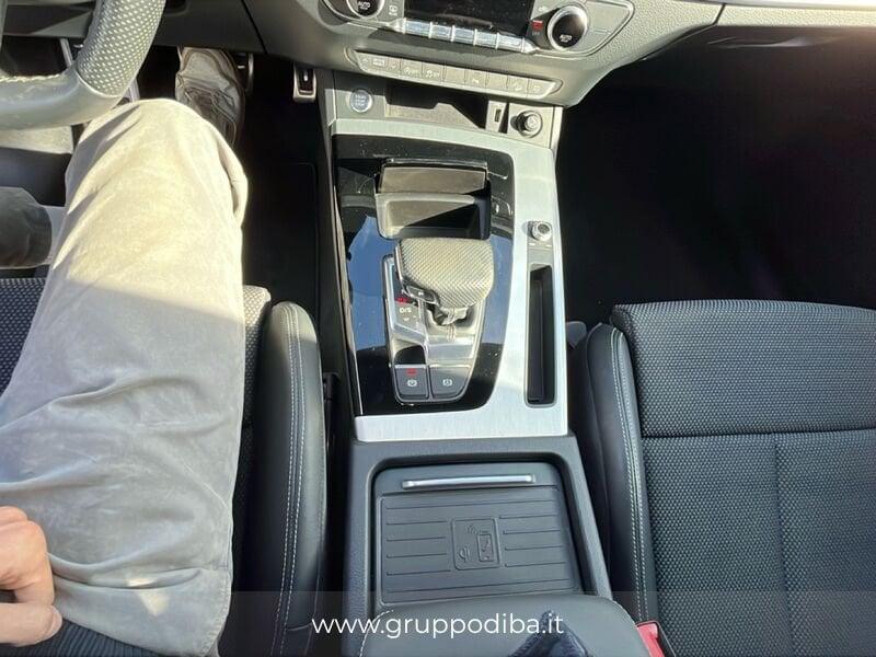 Audi Q5 II 2020 40 2.0 tdi mhev 12V S line quattro s-tronic