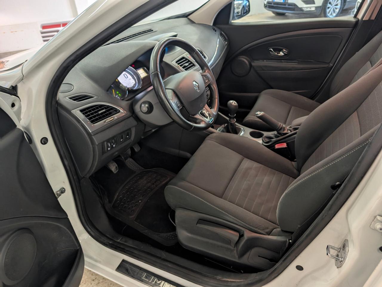 Renault Megane Mégane dCi 110CV limited