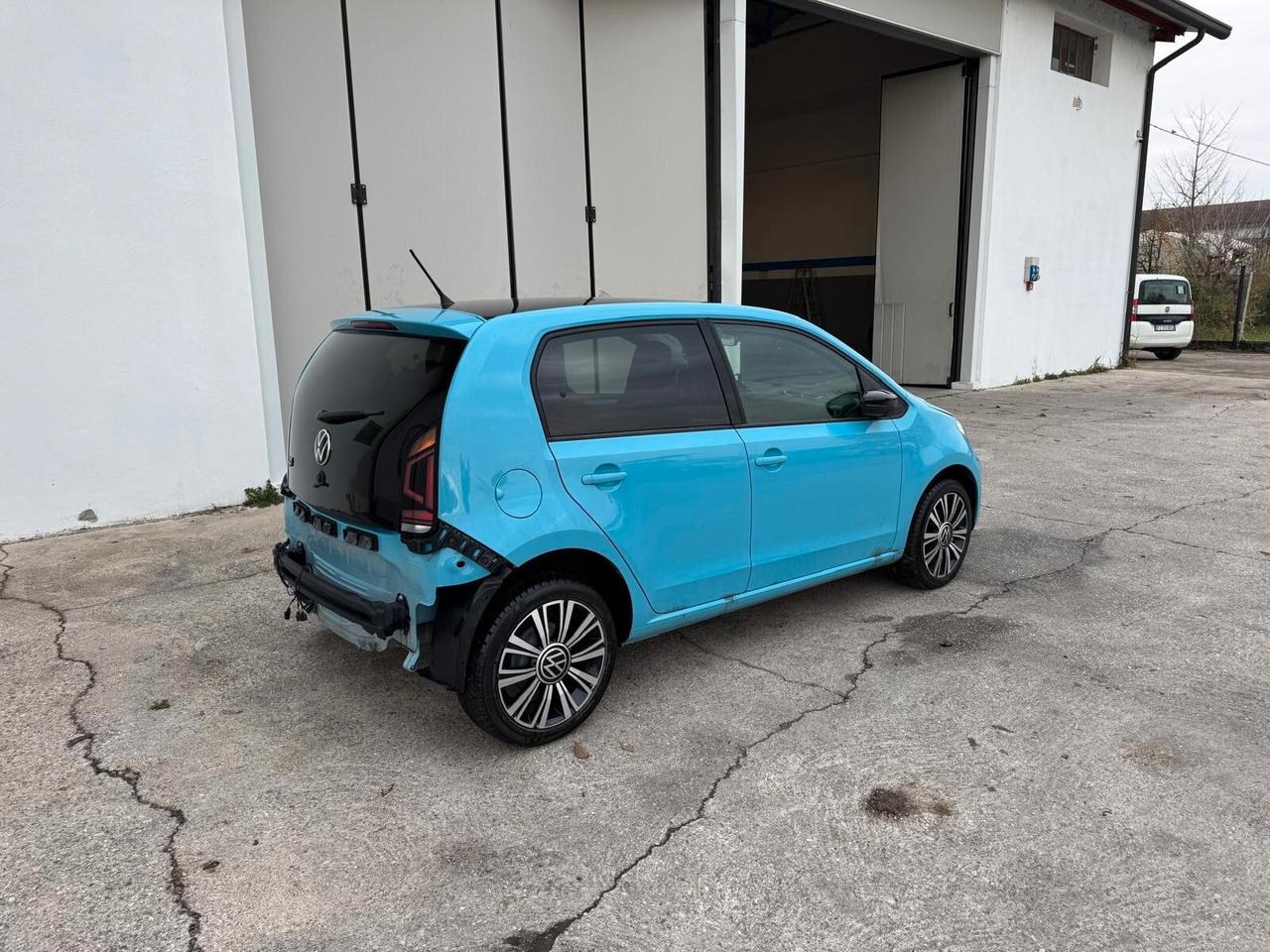 Volkswagen up! 5p 1.0 evo Move 65cv START - INCIDENTATA