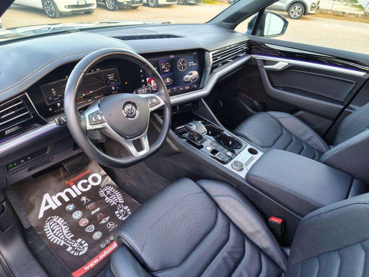 Volkswagen Touareg 3.0 TDI R-LINE Tetto Pelle Led Luci Ambient
