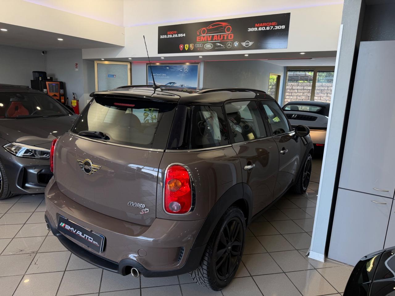 Mini Cooper SD Countryman Mini 2.0 Cooper SD Business Countryman ALL4
