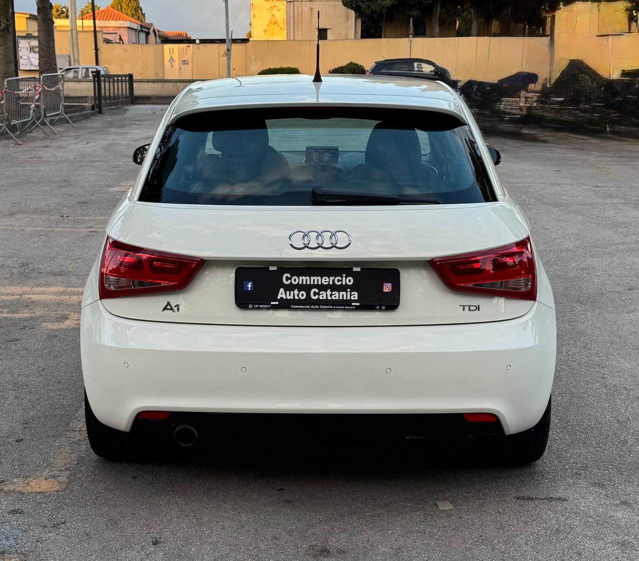 Audi A1 SPB 1.6 TDI CAMBIO AUTOMATICO/UNICOPROPRIETARIO