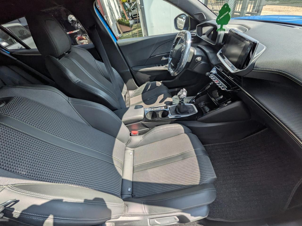 Peugeot 2008 PureTech 130 S&S EAT8 Allure CAMERA NORDITA
