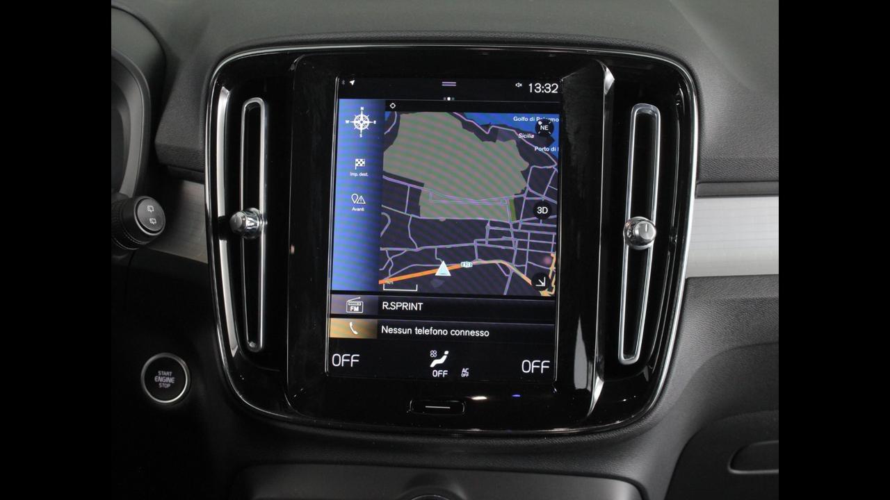 VOLVO XC40 2023 - XC40 1.5 t4 recharge phev Core auto