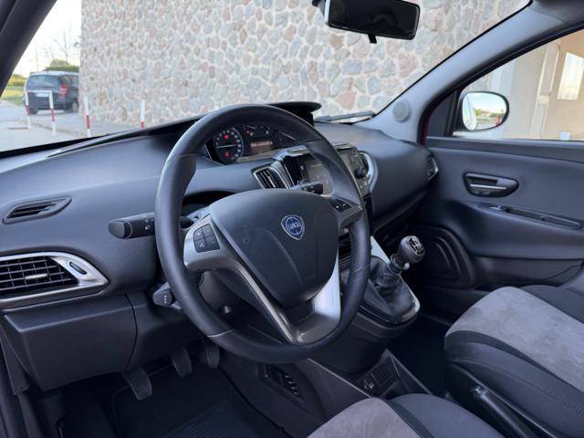 LANCIA Ypsilon HYBRID PLATINUM !!! INTROVABILE !! FULL FULL !!!