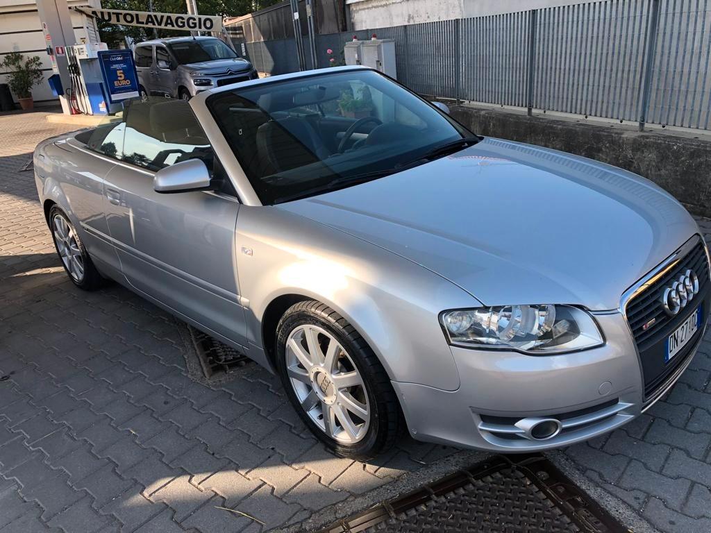 Audi A4 Cabriolet 2.0 TDI F.AP.*capotta entra acqua)