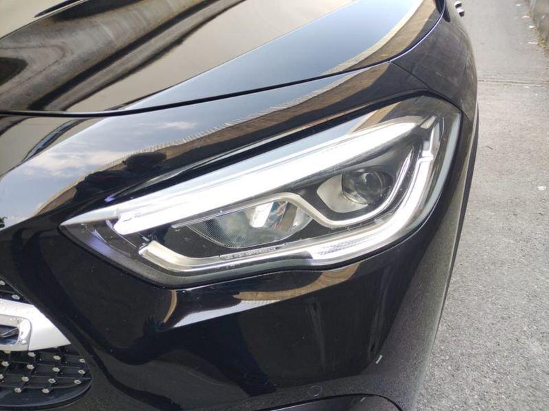 Mercedes-Benz GLA 180 D PREMIUM AUTO
