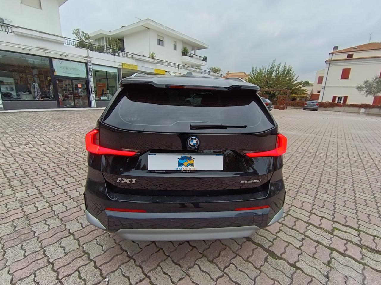 BMW iX1 eDrive 20 Special Edition