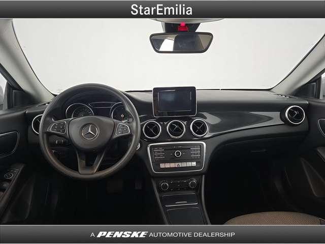 Mercedes-Benz CLA 180 CLA 180 d Shooting Brake Business Auto