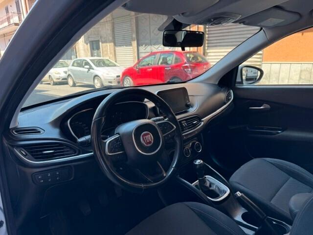 Fiat Tipo 1.3 Mjt 95 CV S&S SW Lounge