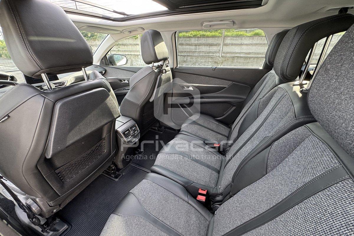 PEUGEOT 5008 BlueHDi 130 S&S EAT8 Allure Pack